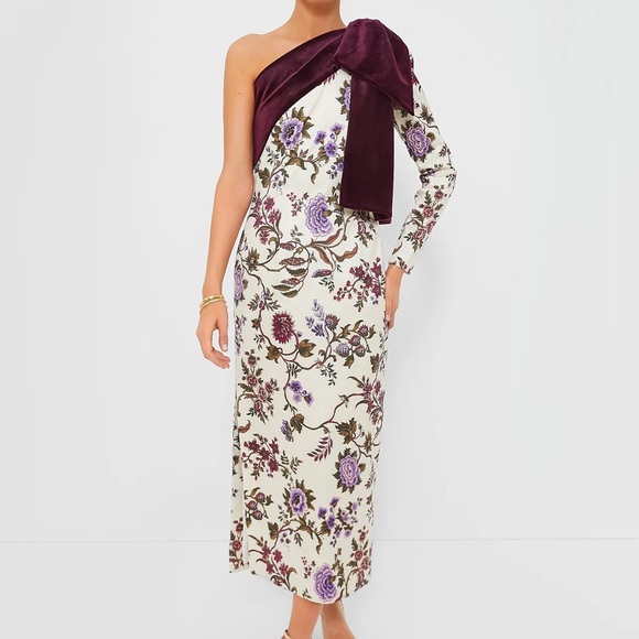 ISO Tuckernuck Chantilly Vine Jodie Dress in size Small or Extra Small - Picture 1 of 1
